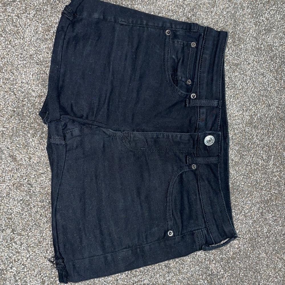 American eagle black shorts